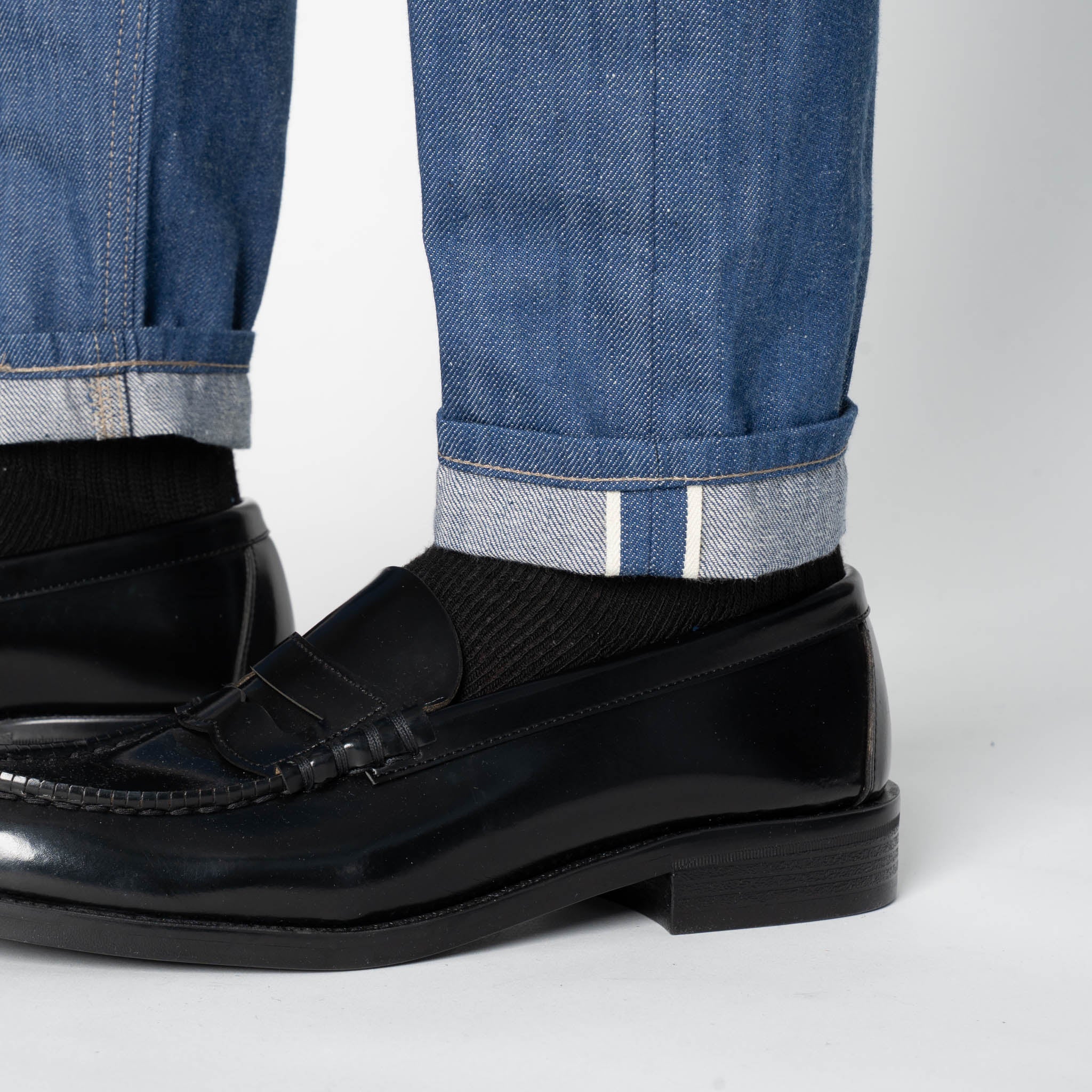 Easy Guy - The Cat’s Pyjamas Selvedge - Blue by Naked & Famous Denim